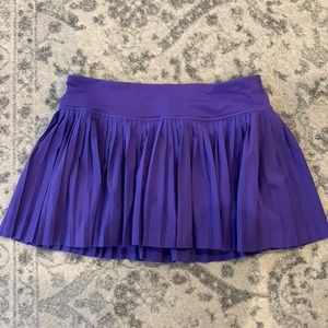 Lululemon pleated tennis skirt